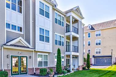 Camelot At Federal Hill Apartments - Perth Amboy, NJ