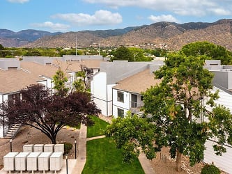 Dorado Heights Apartments - Albuquerque, NM