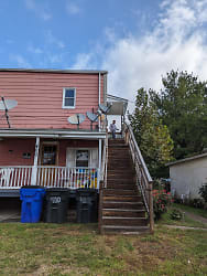 402 McDowell Ave unit 2 - Hagerstown, MD