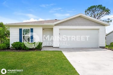 3059 NW 3rd Pl - Cape Coral, FL