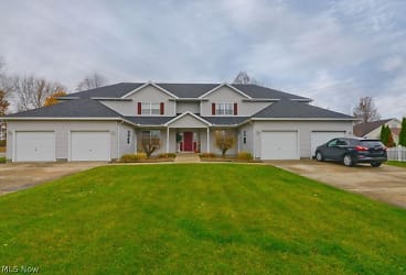 9937 Delray Dr #2 - New Middletown, OH