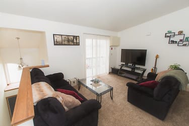 Harvest View Apartments-Heat/Water Included - Brillion, WI