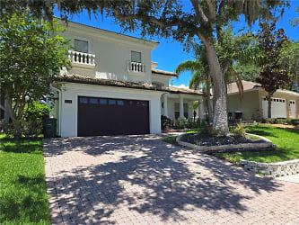 2236 Cypress Hollow Ct - Safety Harbor, FL