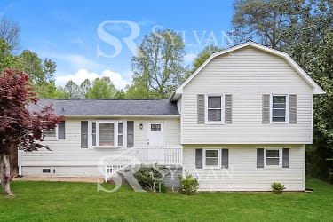 31 Rawood Dr - Travelers Rest, SC