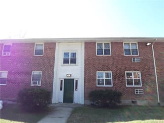 27 Beaumont Cir #4 - Yonkers, NY