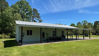 4911 Chisolm Rd - Johns Island, SC