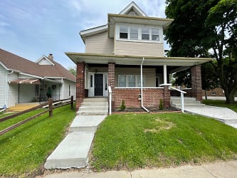 2511 Shelby St - Indianapolis, IN