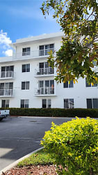 2651 NE 212th Terrace #306 - Miami, FL