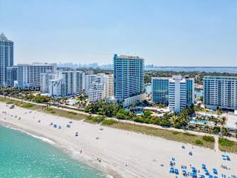 5025 Collins Ave unit 1602 - Miami Beach, FL