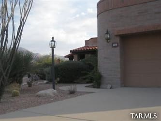 5096 N Via Velazquez Apartments - Tucson, AZ