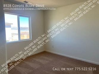8928 Coyote Blf Dr - Reno, NV