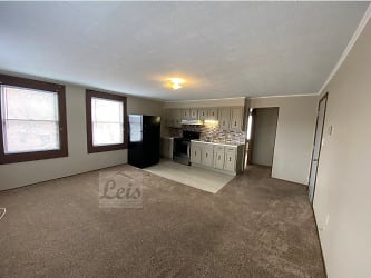 38 W Main St unit 1 - undefined, undefined