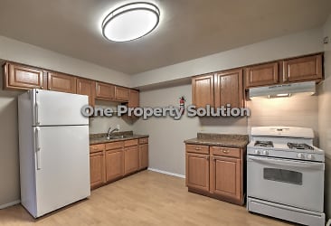 809 E 32nd Ave unit 19 1 - Gary, IN