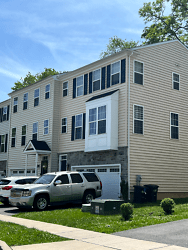 2506 Marvine Ave - Drexel Hill, PA