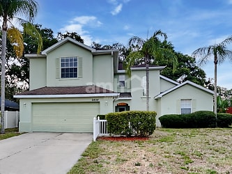 2804 Spring Meadow Drive - Plant City, FL