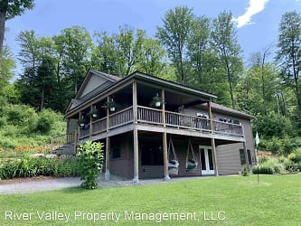52 O'Donnell Drive - Fairlee, VT
