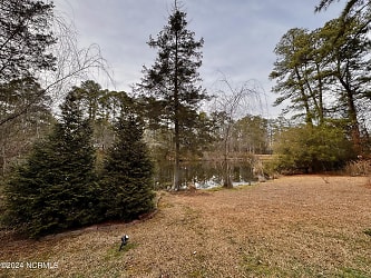 4 Lake Ct - undefined, undefined