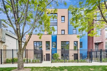 1744 N Western Ave - Chicago, IL