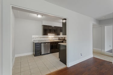 6012 N Kenmore Ave unit 4A - Chicago, IL