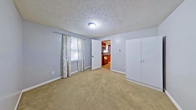 2921 Sheffield Dr unit 1B 726669 - Indianapolis, IN
