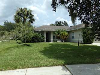 464 Brown Ave - Melbourne, FL