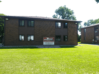 1206 S Ave - Milford, IA