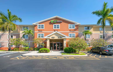 Furnished Studio - West Palm Beach Northpoint Corporate Park Apartments - West Palm Beach, FL