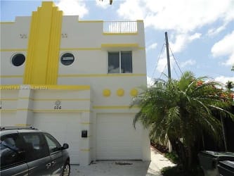 506 SW 4th Ave #506 - Fort Lauderdale, FL