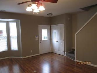 8521 Silhouette Pl - Raleigh, NC