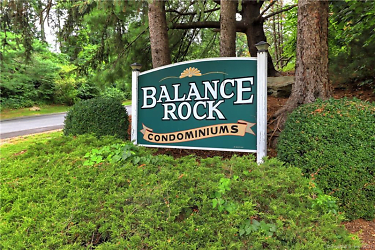 79 Balance Rock Rd unit 2 - Seymour, CT