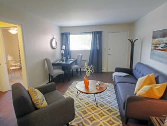 Country Club Apartments - Indianapolis, IN