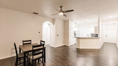 Room For Rent - North Port, FL
