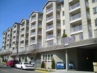North Park Villa Apartments - Seattle, WA