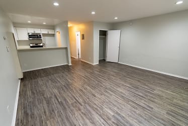 1944 Whitley Ave unit 209 - Los Angeles, CA