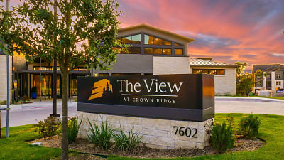 The View At Crown Ridge Apartments - San Antonio, TX