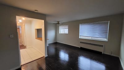 1725 Hastings Ave unit 5 - Mount Healthy, OH
