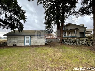 13715 14th Ave E - undefined, undefined