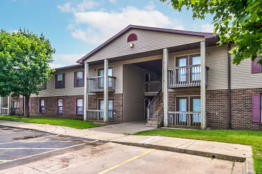 Urbana Estates Apartments - Urbana, IL
