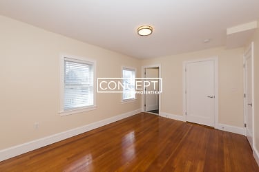 11 Rock Valley Ave unit 2CP - Everett, MA