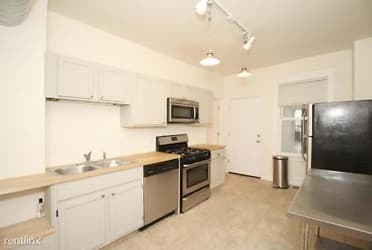 3520 N Lincoln Ave unit 2 - Chicago, IL