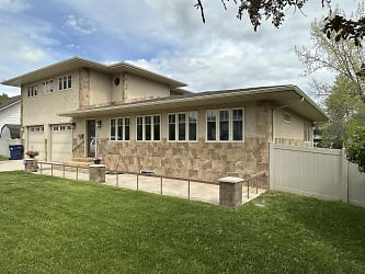 1135 18th Ave SW - Great Falls, MT
