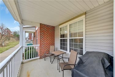 807 Sonie Dr Apartments - Sewickley, PA