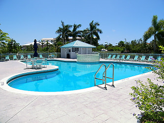 3635 Seaside Dr - Key West, FL