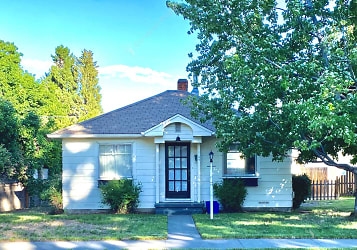 1144 NW Columbia St - Bend, OR