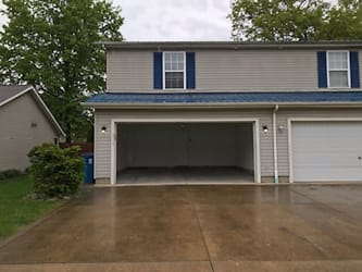 3115 Surf Ave - Lorain, OH