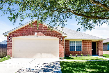 10247 COUNTRY SQUIRE BLVD #1 - Baytown, TX