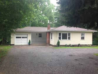 339 Fairport Rd - East Rochester, NY