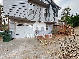 2262 New Castle Cir - undefined, undefined