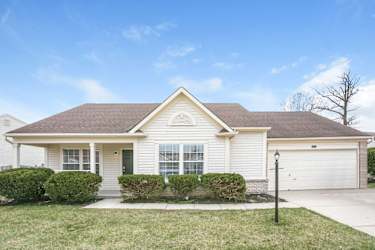 6451 Blakeview Dr - Indianapolis, IN