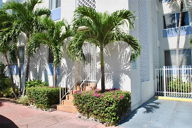 641 Espanola Wy #2 - Miami Beach, FL